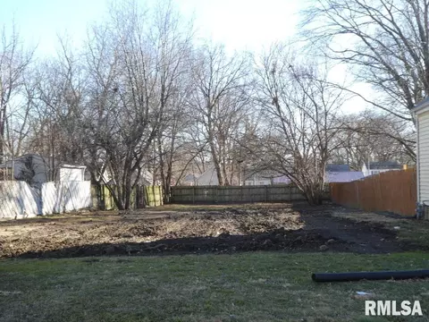 614 W Calhoun Ave, Springfield, IL 62702 photo 6