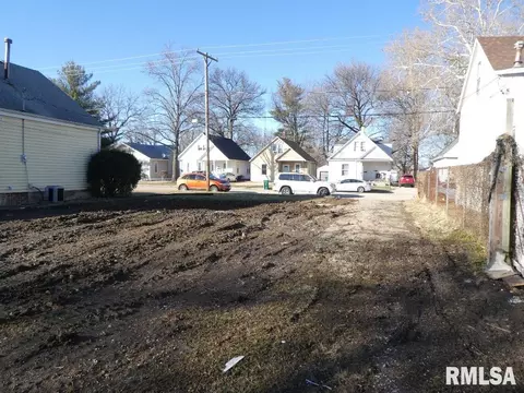 614 W Calhoun Ave, Springfield, IL 62702 photo 8