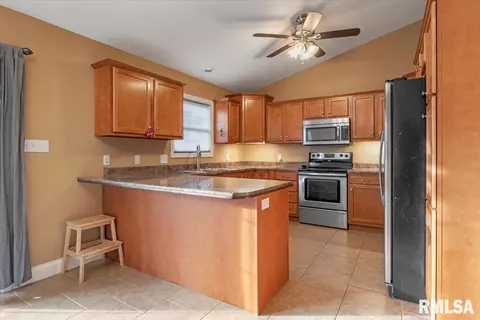 2907 Cindy Ln, Springfield, IL 62711 photo 7