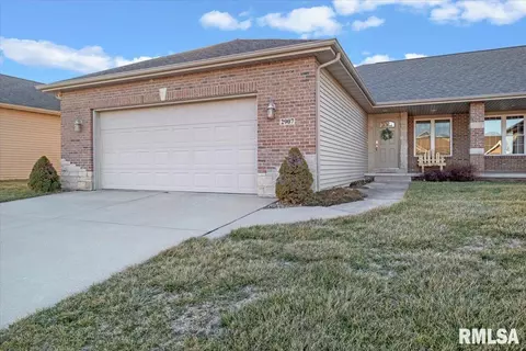 2907 Cindy Ln, Springfield, IL 62711