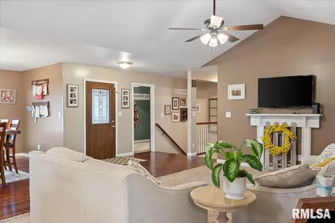2016 Clarion Dr, Springfield, IL 62711 photo 9