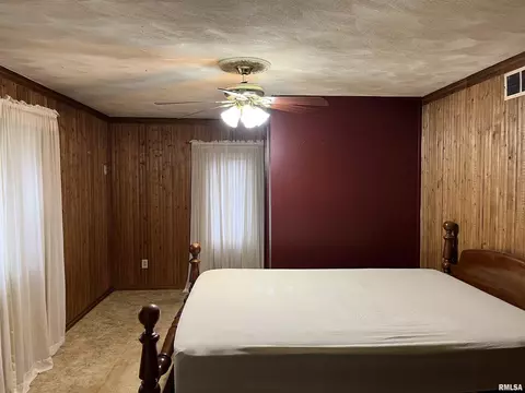 2842 S 15th St, Springfield, IL 62703 photo 6
