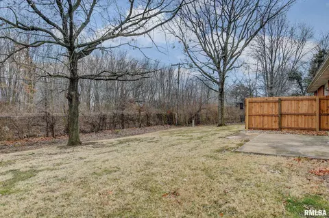2104-2106 Austin Dr, Springfield, IL 62704 photo 28