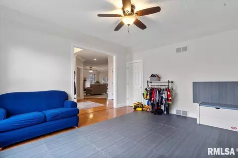 6504 Willow Springs Rd, Springfield, IL 62712 photo 11