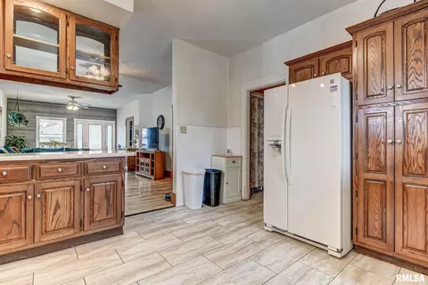 2015 N 17th St, Springfield, IL 62702 photo 10