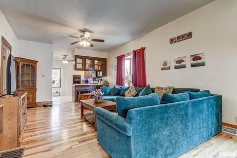 2015 N 17th St, Springfield, IL 62702 photo 6