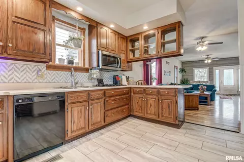 2015 N 17th St, Springfield, IL 62702 photo 11