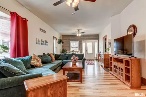 2015 N 17th St, Springfield, IL 62702 photo 5