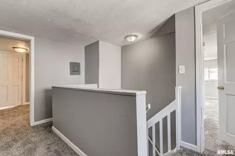 709 S Macarthur Blvd, Springfield, IL 62704 photo 15