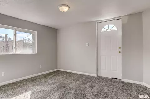 709 S Macarthur Blvd, Springfield, IL 62704 photo 24