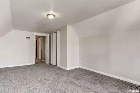 709 S Macarthur Blvd, Springfield, IL 62704 photo 23