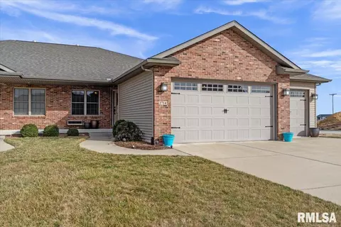 2714 Johnathan Pl, Springfield, IL 62711