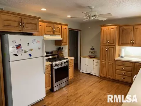 7708 Hunt Rd, Springfield, IL 62712 photo 6