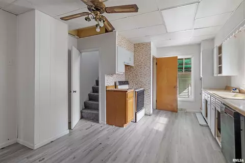 1912 N 11th St, Springfield, IL 62702 photo 5