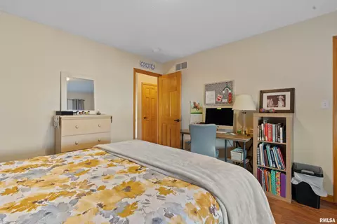 3216 Catalpa Dr, Springfield, IL 62707 photo 26