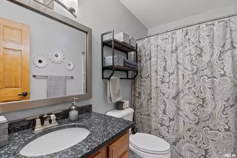 3216 Catalpa Dr, Springfield, IL 62707 photo 19