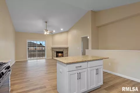 4033 Westgate Dr, Springfield, IL 62711 photo 8