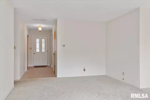 3108 Olympic Dr, Springfield, IL 62704 photo 7