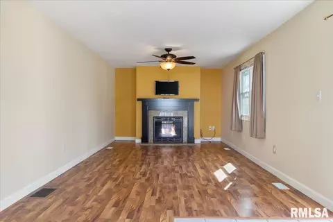 2085 Henley Rd, Springfield, IL 62702 photo 18