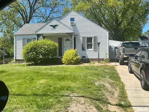 503 Lincoln Ave, Jacksonville, IL 62650