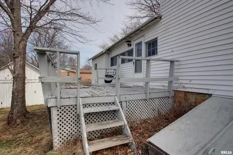 207 E Washington St, Mendon, IL 62351 photo 22