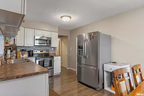 3024 Sherborn Rd, Springfield, IL 62702 photo 13