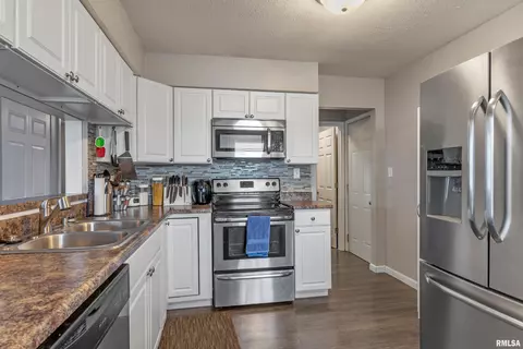 3024 Sherborn Rd, Springfield, IL 62702 photo 12