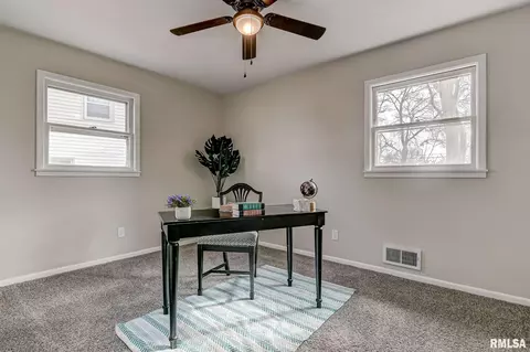 2030 Cambridge Rd, Springfield, IL 62704 photo 14