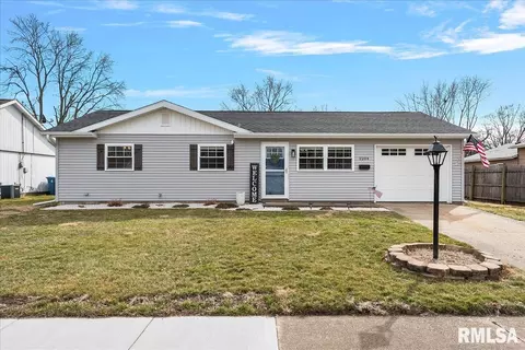 2204 Dunwich Dr, Springfield, IL 62702 photo 1