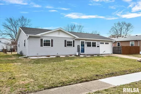 2204 Dunwich Dr, Springfield, IL 62702 photo 3