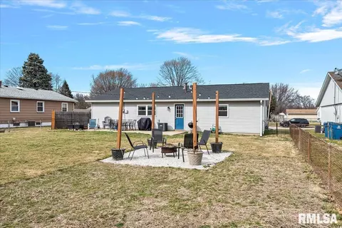 2204 Dunwich Dr, Springfield, IL 62702 photo 24
