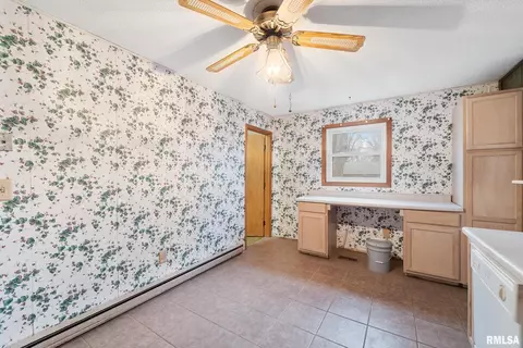 2223 Watch Ave, Springfield, IL 62702 photo 13