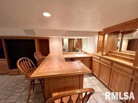 2445 S 7th St, Springfield, IL 62703 photo 25