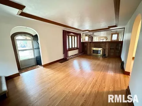2445 S 7th St, Springfield, IL 62703 photo 7
