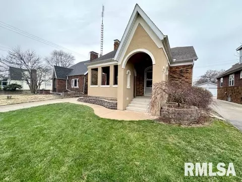 2445 S 7th St, Springfield, IL 62703 photo 3