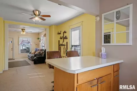 2179 S 10th St, Springfield, IL 62703 photo 11