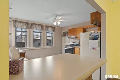 2179 S 10th St, Springfield, IL 62703 photo 12