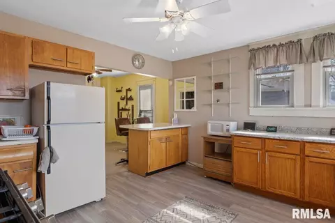 2179 S 10th St, Springfield, IL 62703 photo 14