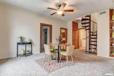503 S Main St, Athens, IL 62613 photo 6