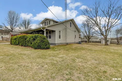 503 S Main St, Athens, IL 62613 photo 2