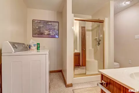 503 S Main St, Athens, IL 62613 photo 16