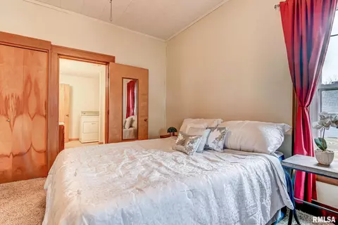 503 S Main St, Athens, IL 62613 photo 13