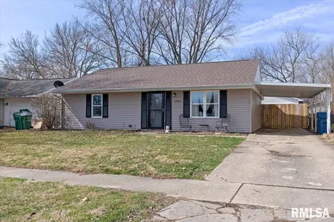 1943 Stonehenge Rd, Springfield, IL 62702
