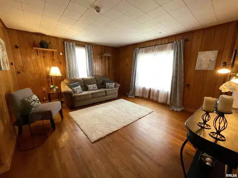 604 W Maple Ave N, Springfield, IL 62702 photo 3