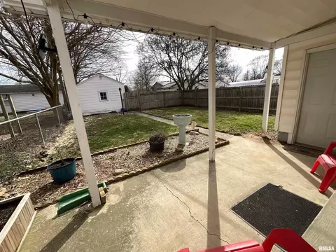 604 W Maple Ave N, Springfield, IL 62702 photo 24