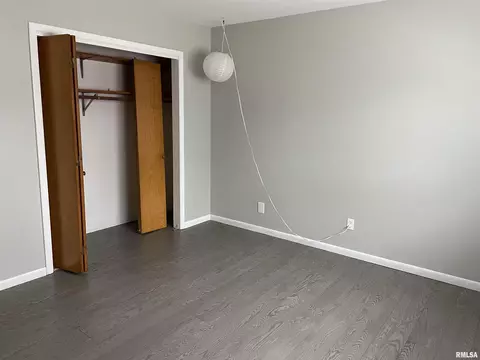 101 Dawn Dr, Springfield, IL 62702 photo 5