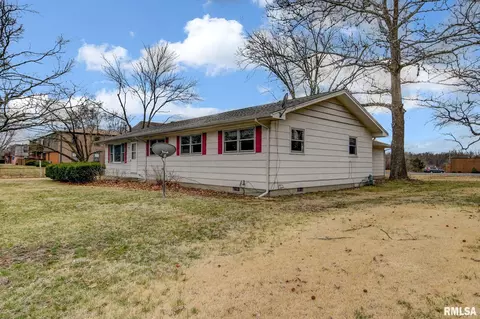 245 Bruns Ln, Springfield, IL 62702 photo 3
