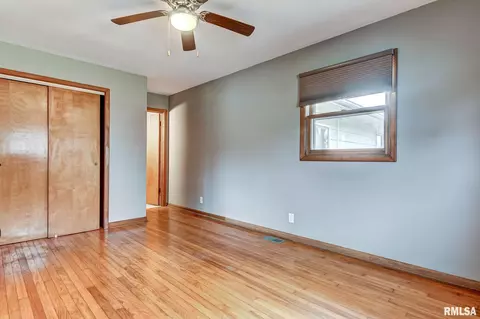 245 Bruns Ln, Springfield, IL 62702 photo 17