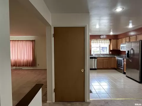 45 Marian Ln, Springfield, IL 62704 photo 22