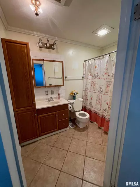 2436 Holmes Ave, Springfield, IL 62704 photo 5